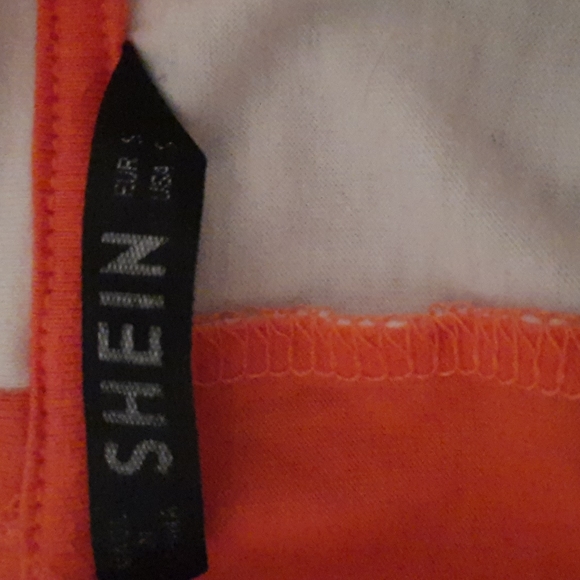 SHEIN graphic colorblock cropped tee - Picture 5 of 5